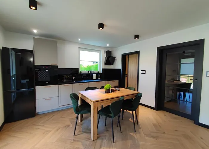 Jelonkowo * ברנה